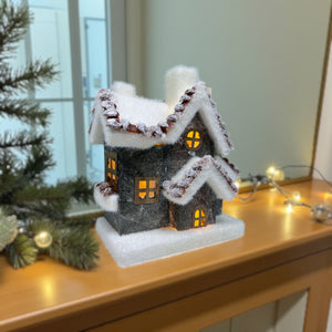 Casa de Invierno Pequeña con Luz 10x18x22cm