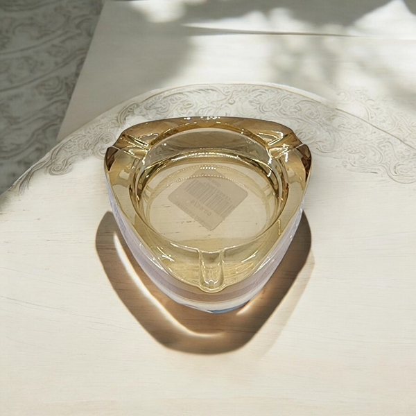 Adorno CENICERO DORADO