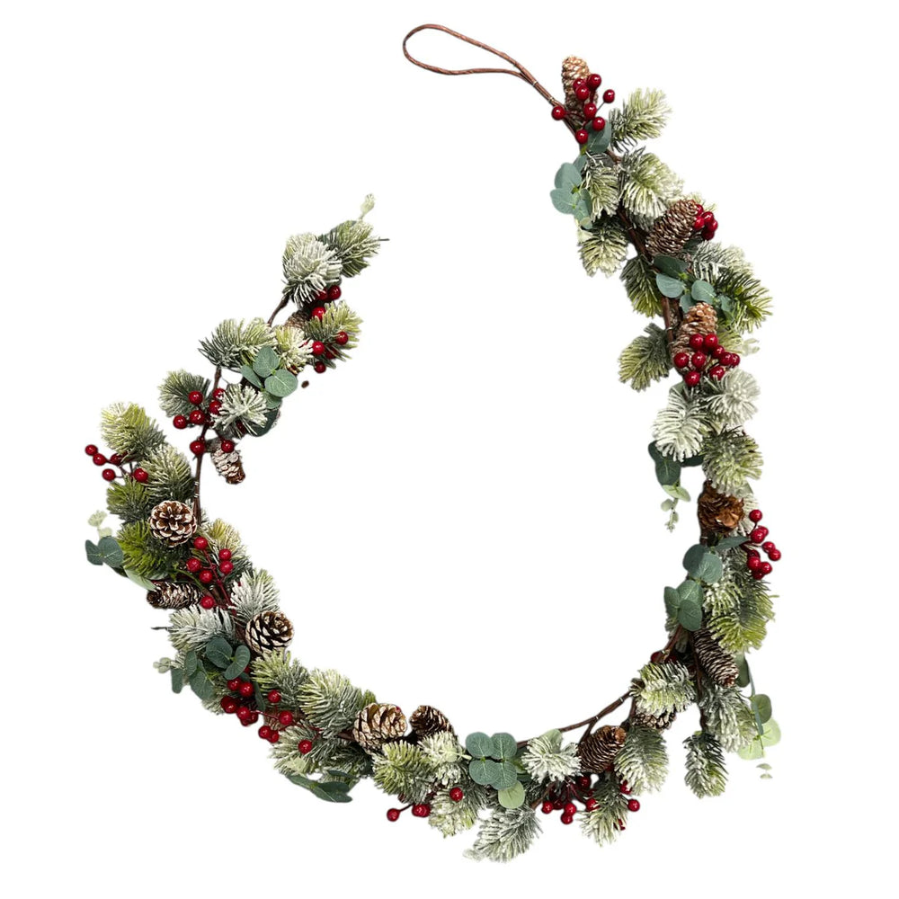 Rama Nevada Bayas Rojas y Piñas 165 CM