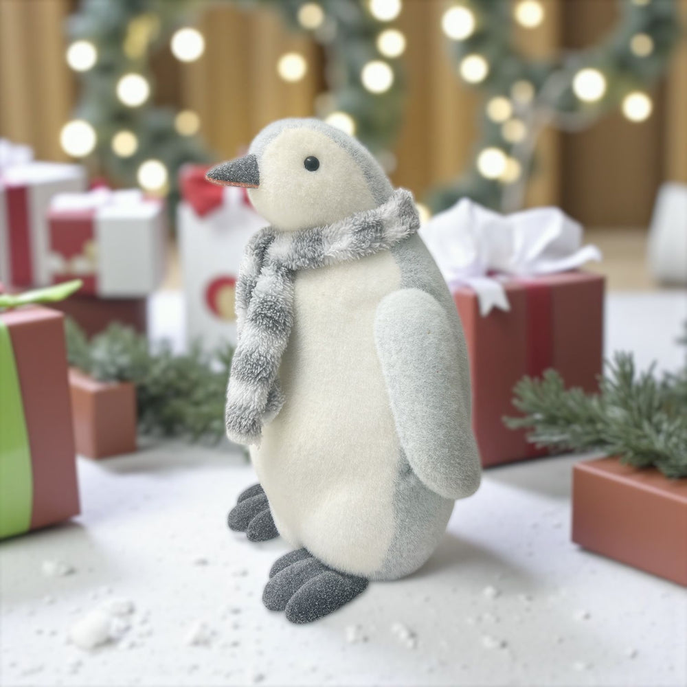 Pingüino Navideño Grande con Chalina