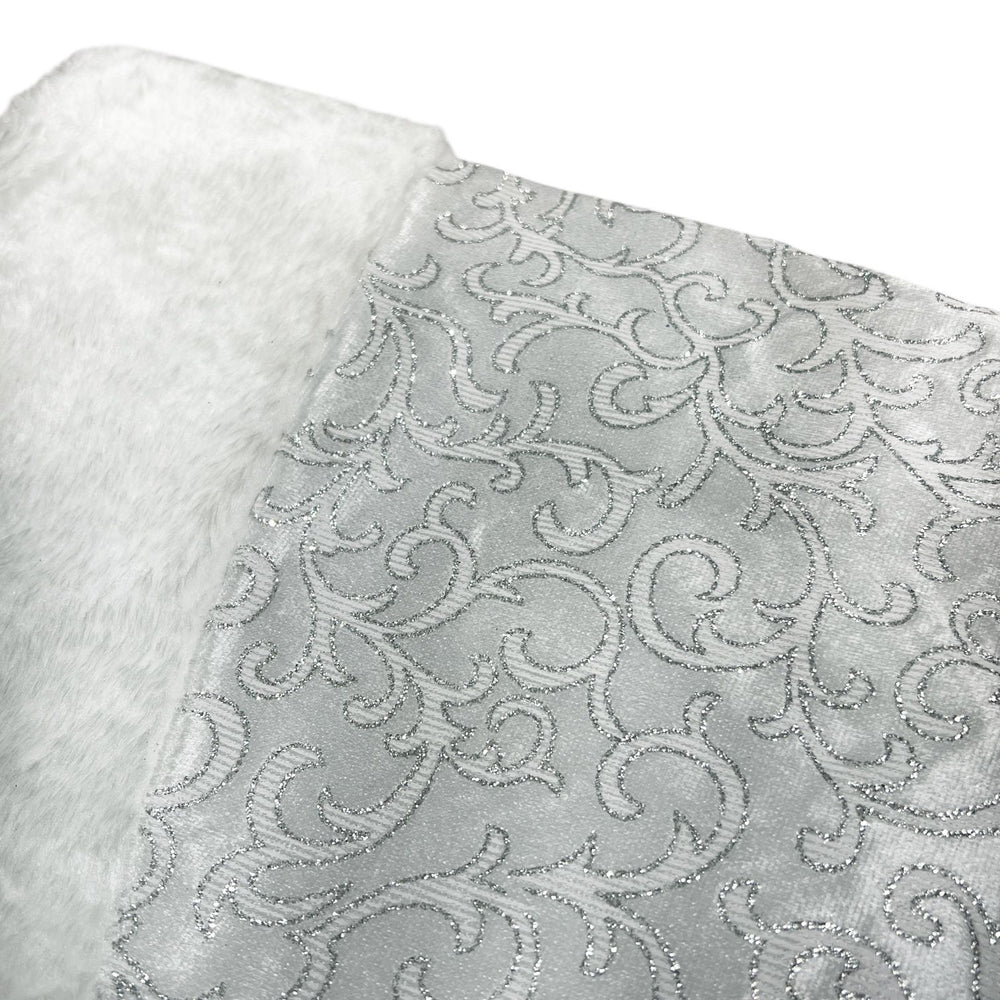 Pie de Árbol Plateado