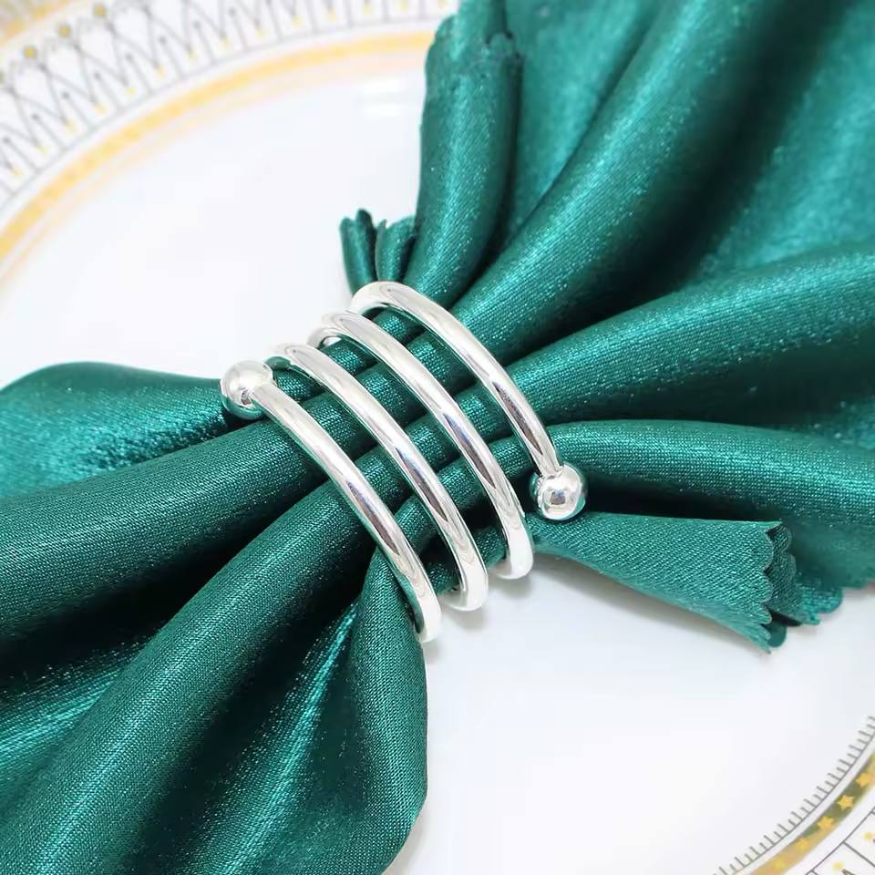 Aro de Servilleta Metalico DORADO PLATEADO 6UND.